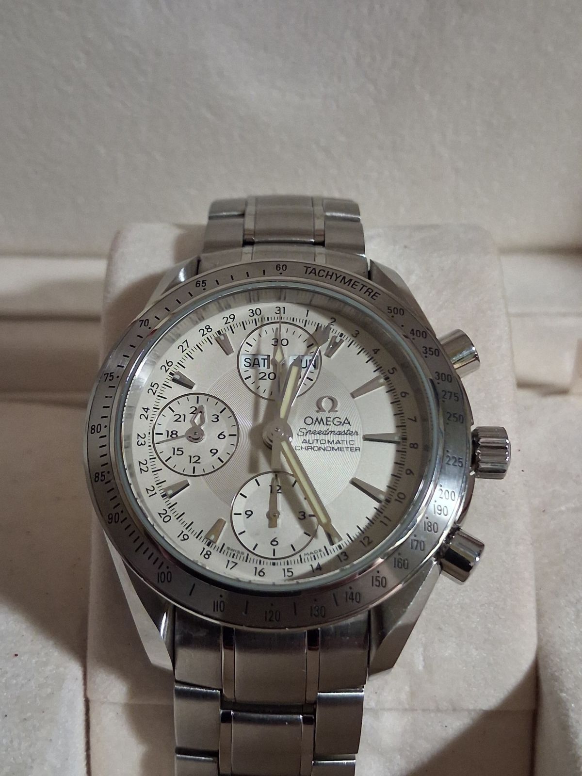 Omega-Speedmaster-3221.30.00-cal3606-2008