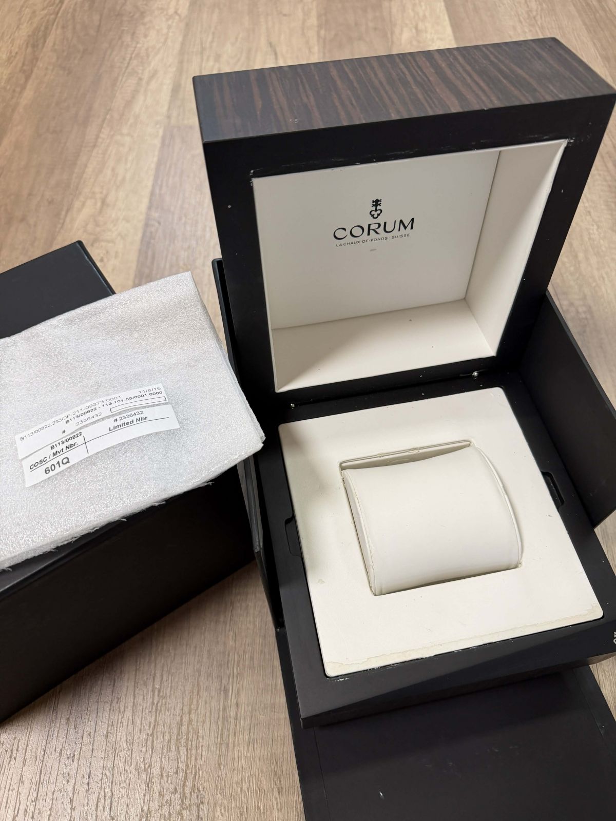 CORUM BUBLE Luxury  watch box